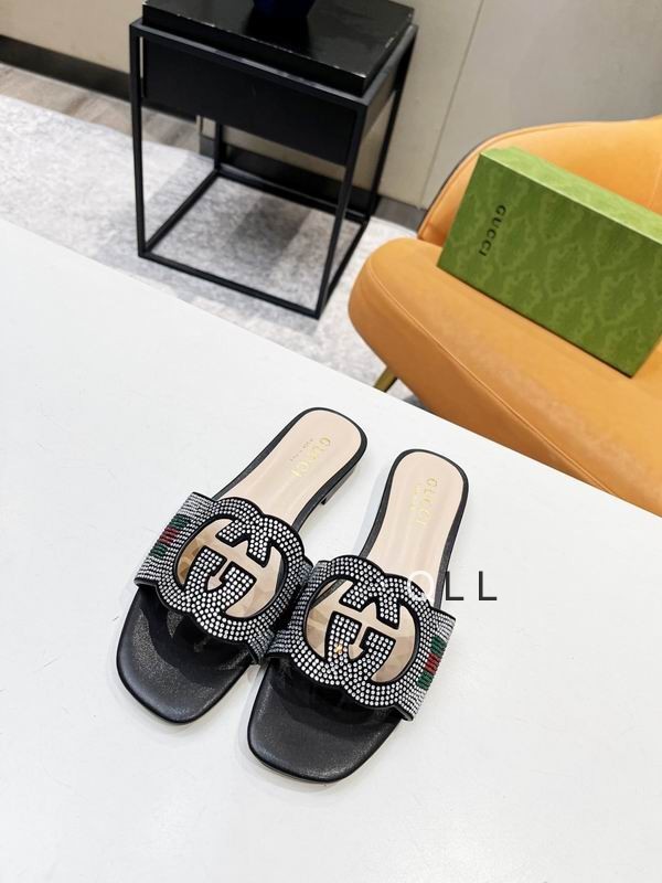 Gucci Women's Slippers 217